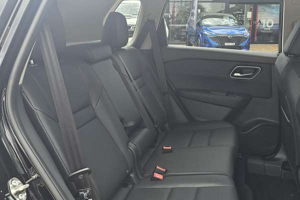 2025 Nissan X-TRAIL ST-L e-POWER T33