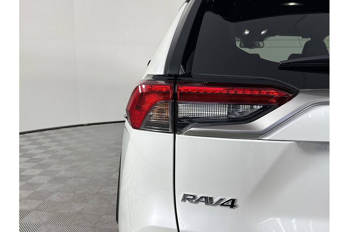 2024 Toyota RAV4 XSE AXAH54R