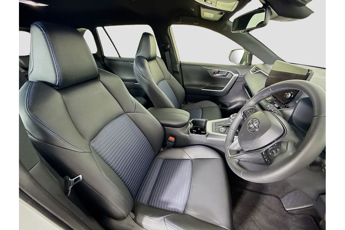 2024 Toyota RAV4 XSE AXAH54R