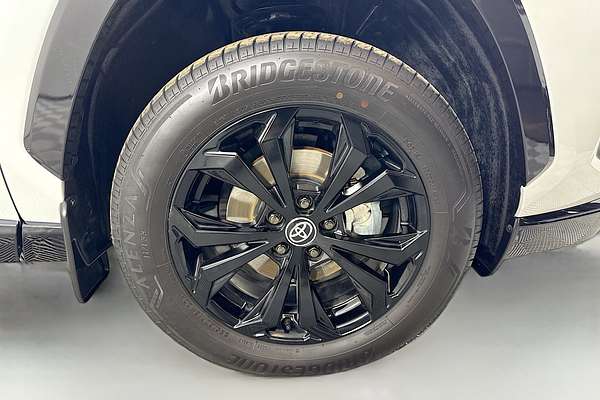 2024 Toyota RAV4 XSE AXAH54R