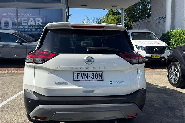 2025 Nissan X-TRAIL ST-L e-POWER T33