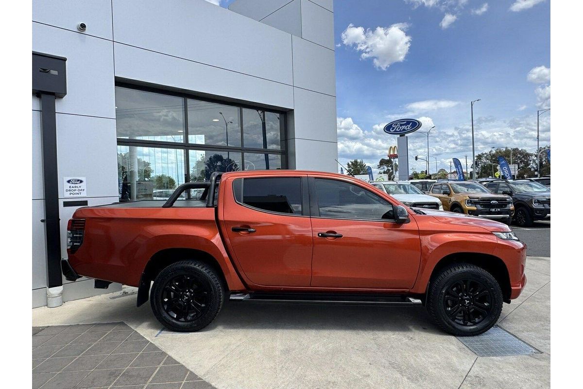 2022 Mitsubishi Triton GSR MR 4X4