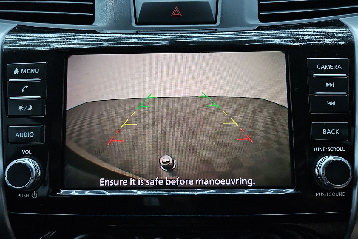 2022 Nissan Navara SL D23 Rear Wheel Drive