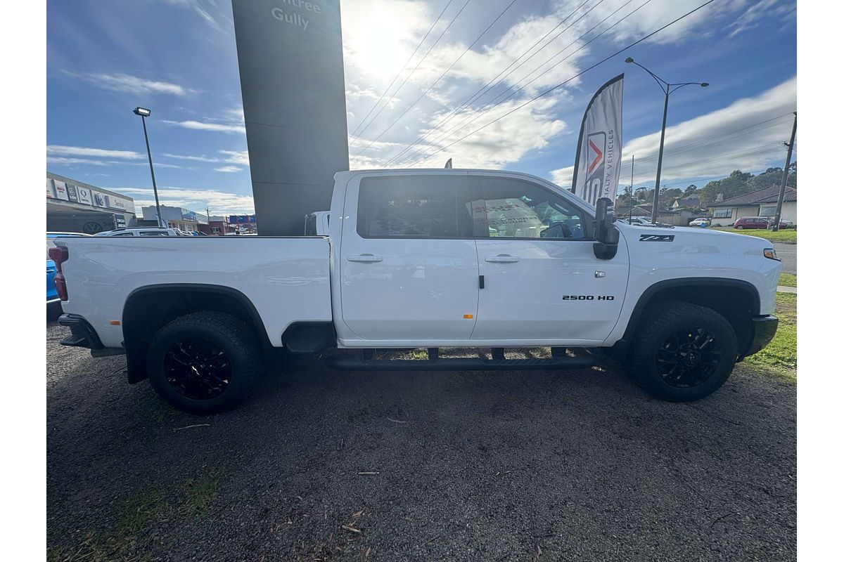 2025 Chevrolet Silverado HD LTZ Premium W/Tech Pack T1 4X4