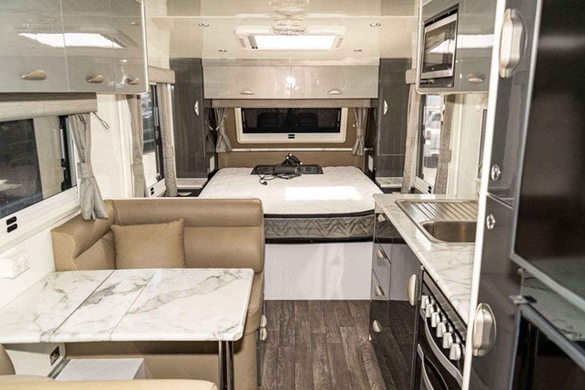 2022 Regent Discoverer