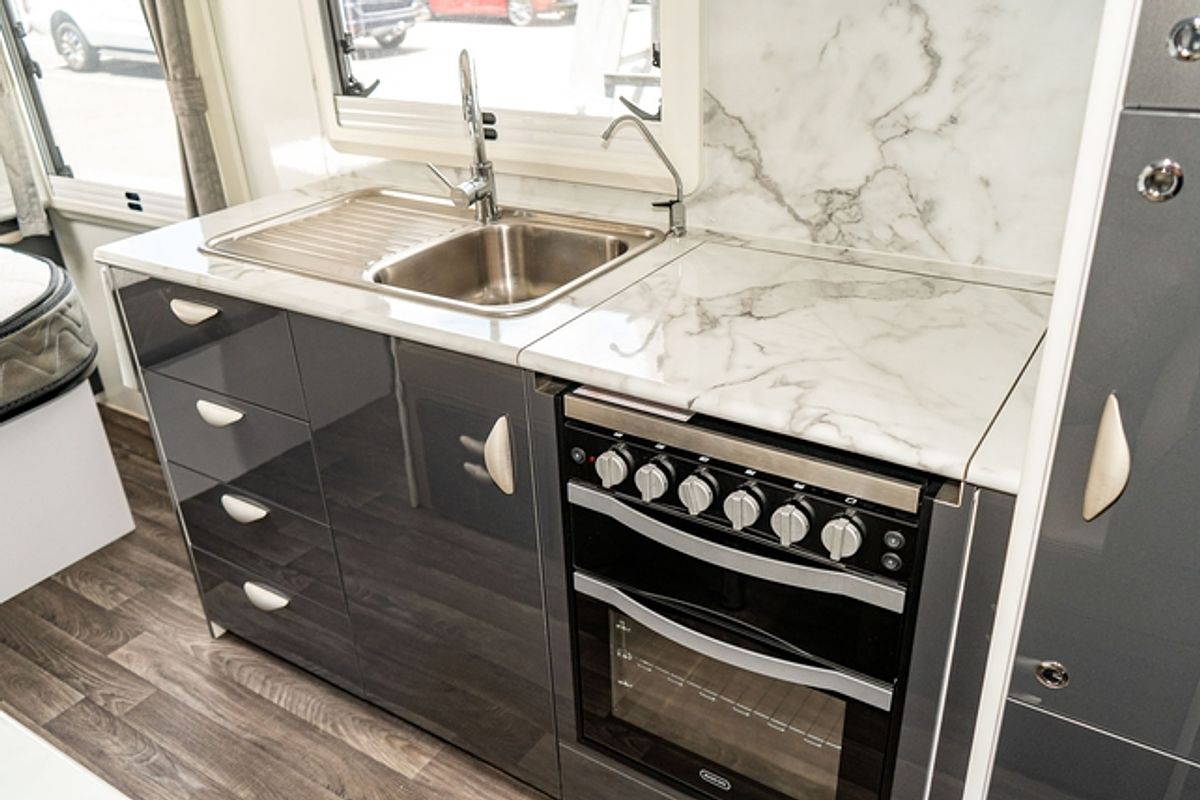 2022 Regent Discoverer