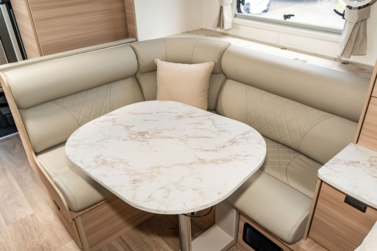 2025 Jayco DESTINY MOTORHOME FA.25-3.DS-MY25