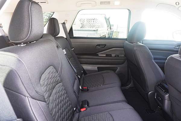 2024 Nissan Pathfinder ST-L R53