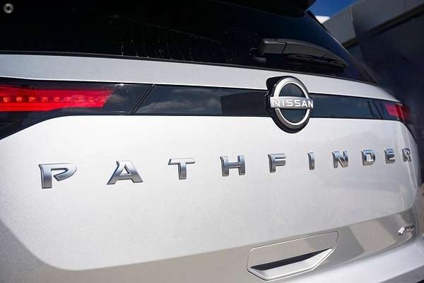 2024 Nissan Pathfinder ST-L R53