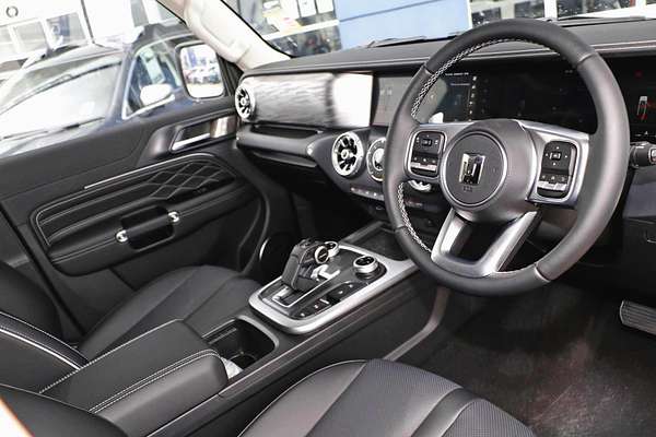 2024 GWM Tank 300 Ultra P01