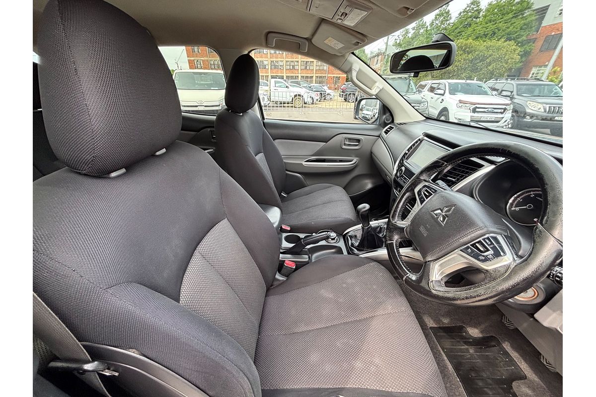 2017 Mitsubishi Triton GLS MQ 4X4