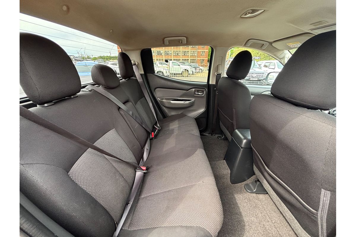 2017 Mitsubishi Triton GLS MQ 4X4