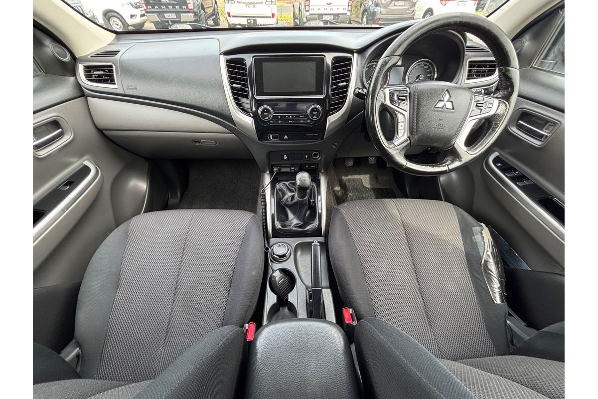 2017 Mitsubishi Triton GLS MQ 4X4