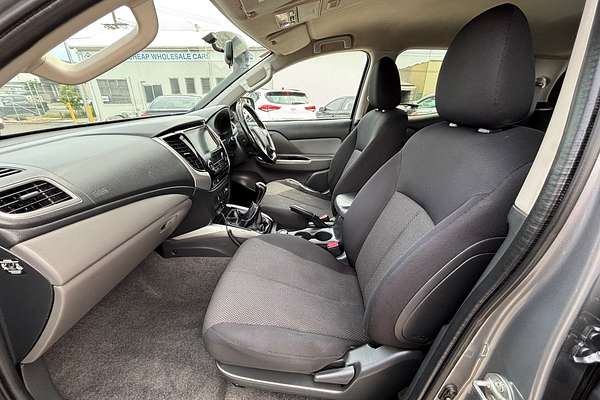 2017 Mitsubishi Triton GLS MQ 4X4