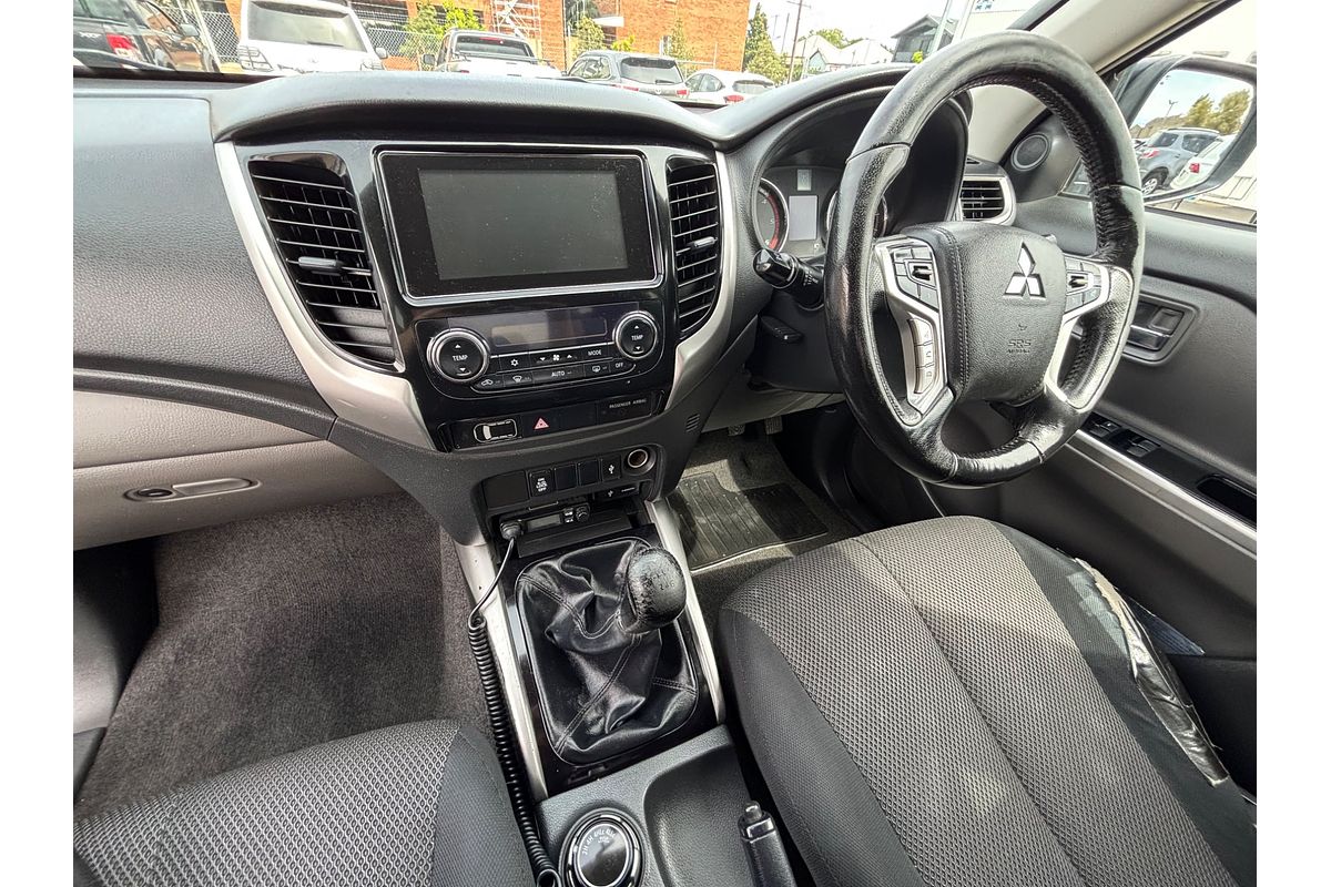 2017 Mitsubishi Triton GLS MQ 4X4