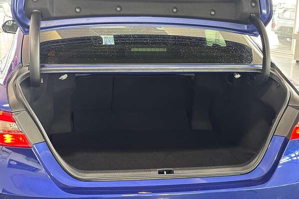 2018 Toyota Camry Ascent Sport AXVH71R