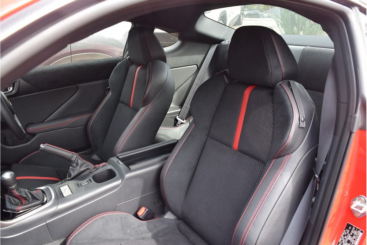 2025 Subaru BRZ S ZD8