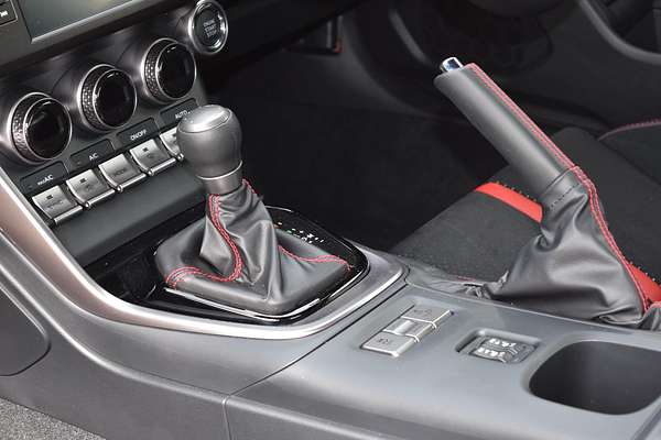 2025 Subaru BRZ S ZD8