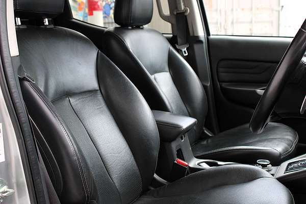 2019 Mitsubishi Triton GLS Premium MR 4X4