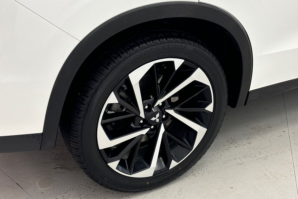 2024 Mitsubishi Outlander Aspire ZM