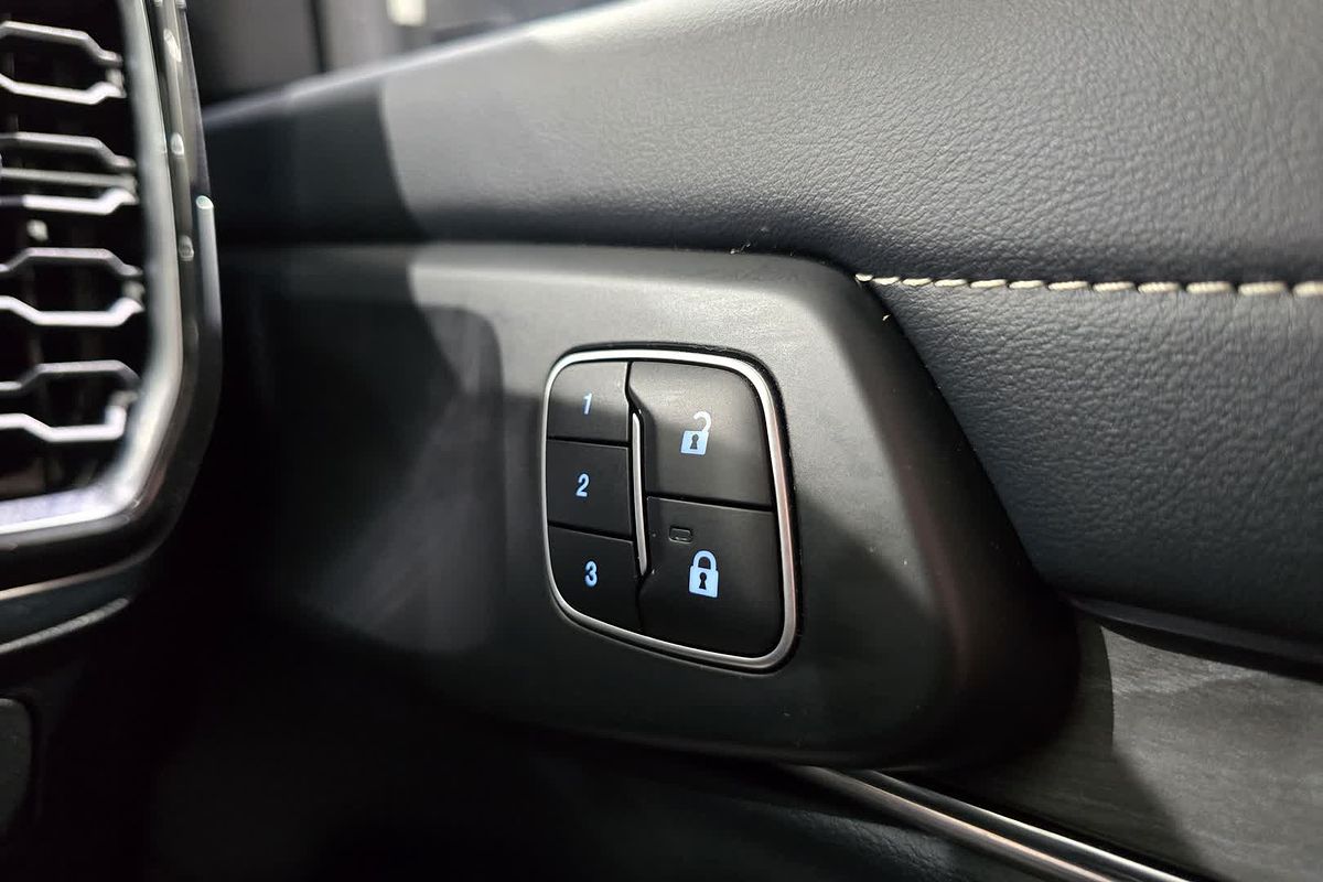 2024 Ford Everest Platinum 3.0L