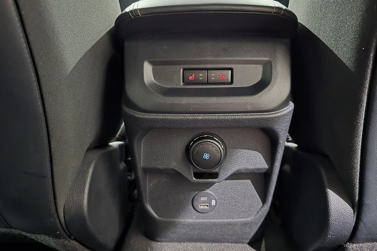 2024 Ford Everest Platinum 3.0L