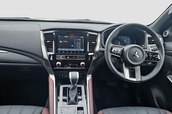 2025 Mitsubishi Pajero Sport GSR QG