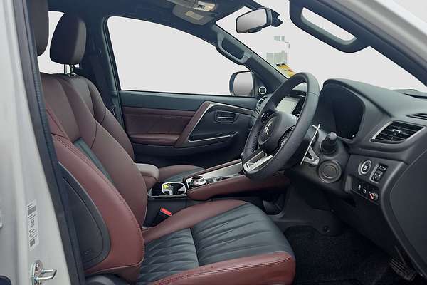 2025 Mitsubishi Pajero Sport GSR QG