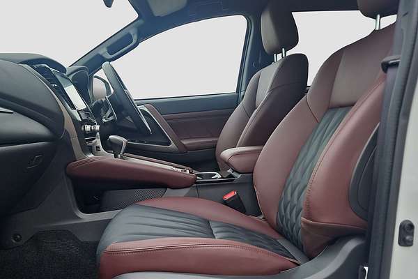 2025 Mitsubishi Pajero Sport GSR QG