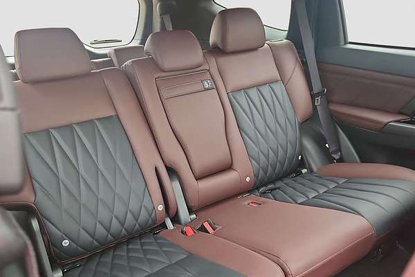 2025 Mitsubishi Pajero Sport GSR QG