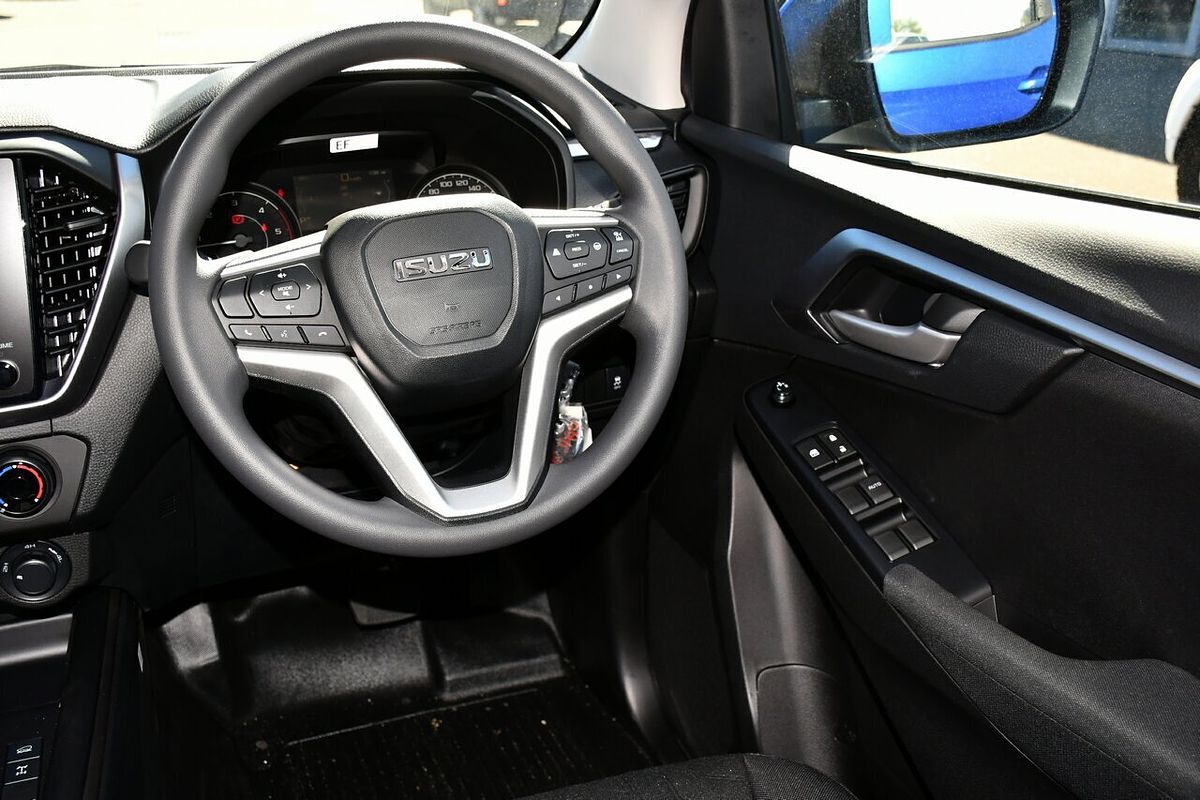 2025 Isuzu D-MAX LS-M 4X4