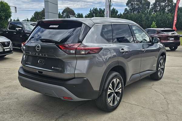 2025 Nissan X-TRAIL ST-L e-POWER T33
