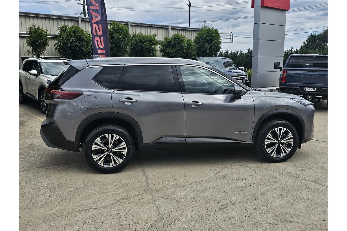 2025 Nissan X-TRAIL ST-L e-POWER T33