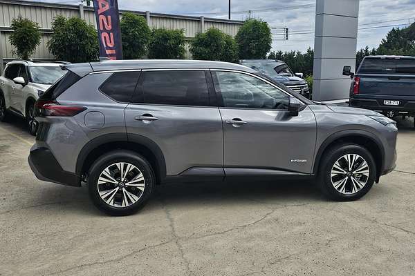 2025 Nissan X-TRAIL ST-L e-POWER T33