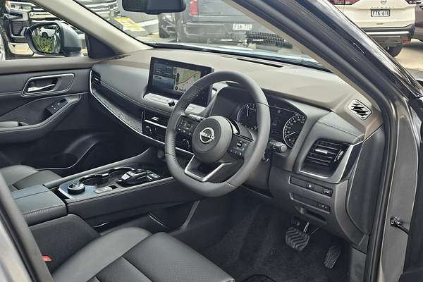 2025 Nissan X-TRAIL ST-L e-POWER T33