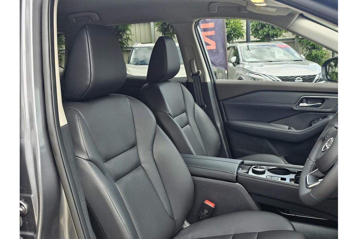 2025 Nissan X-TRAIL ST-L e-POWER T33