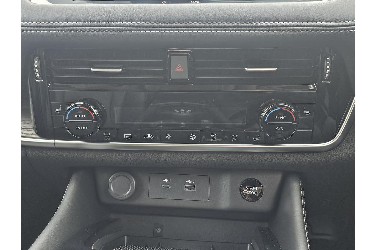 2025 Nissan X-TRAIL ST-L e-POWER T33