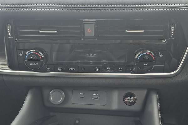 2025 Nissan X-TRAIL ST-L e-POWER T33