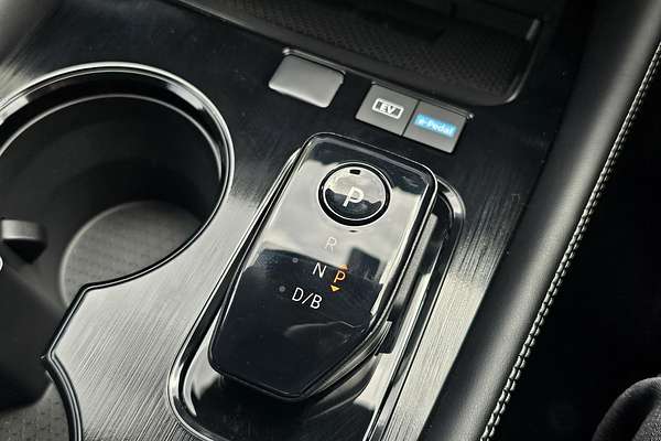 2025 Nissan X-TRAIL ST-L e-POWER T33