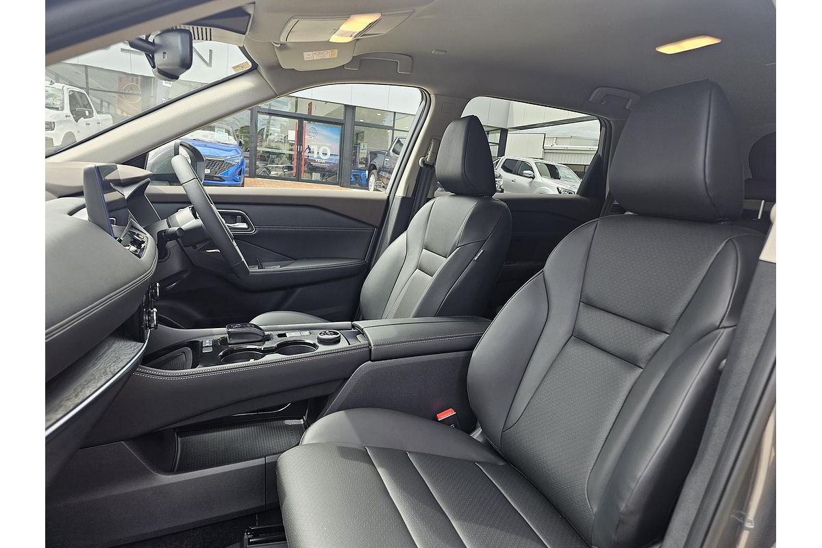 2025 Nissan X-TRAIL ST-L e-POWER T33