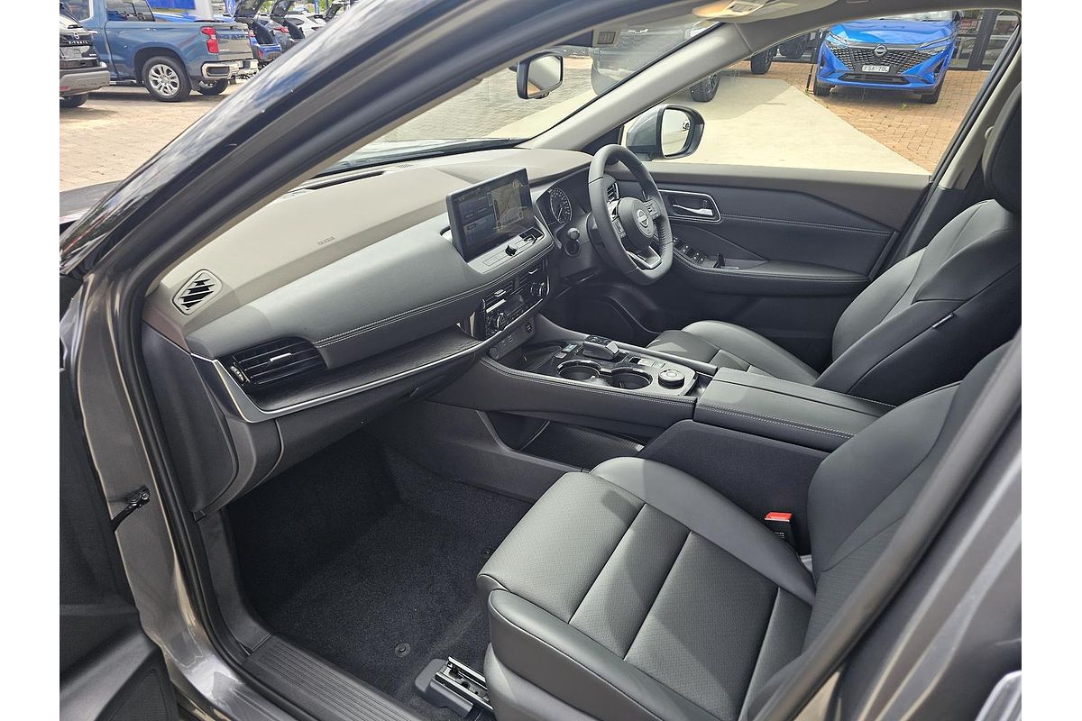 2025 Nissan X-TRAIL ST-L e-POWER T33