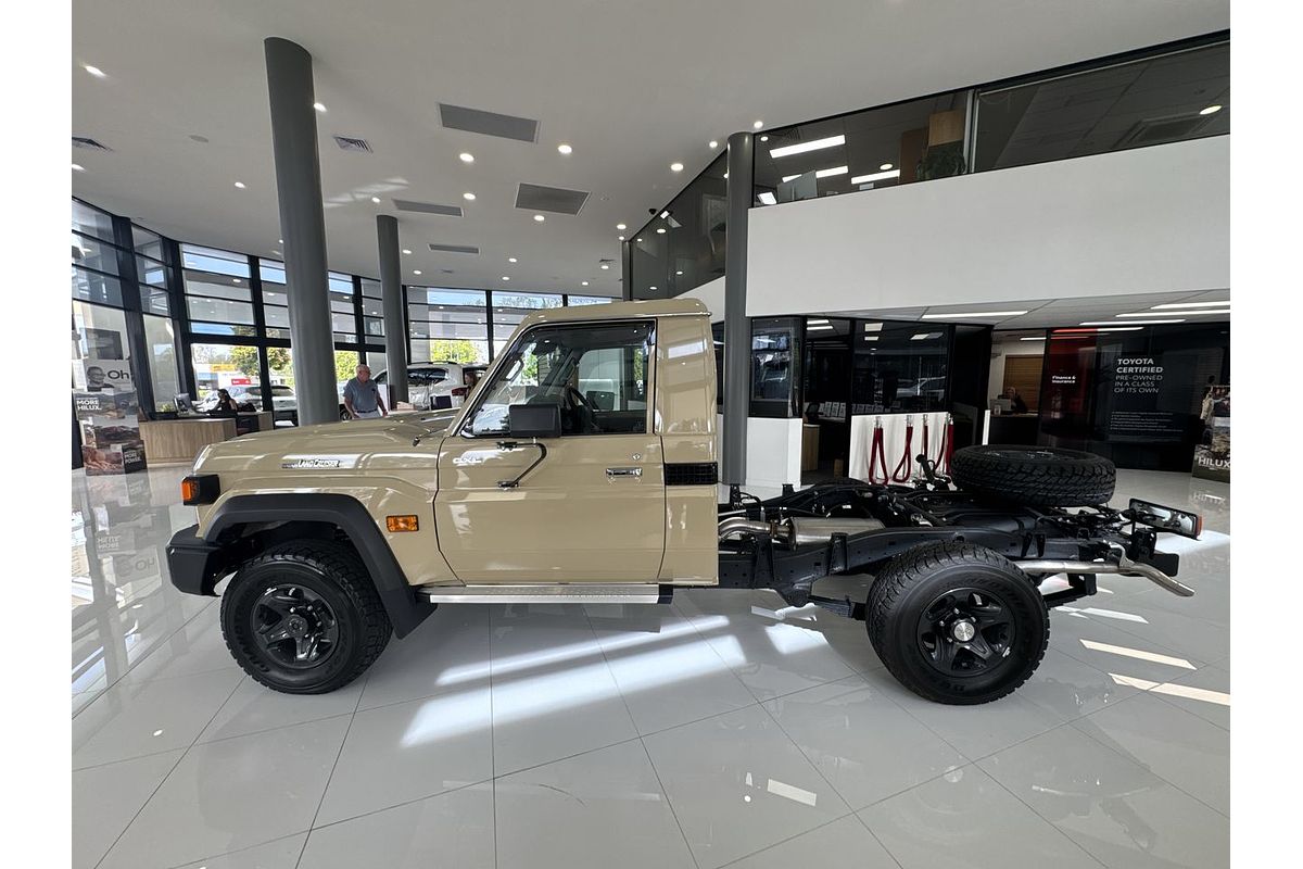 2024 Toyota Landcruiser GXL VDJL79R 4X4