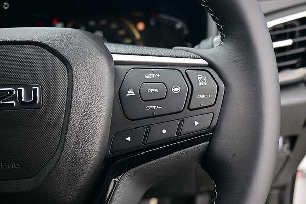 2025 Isuzu MU-X LS-T