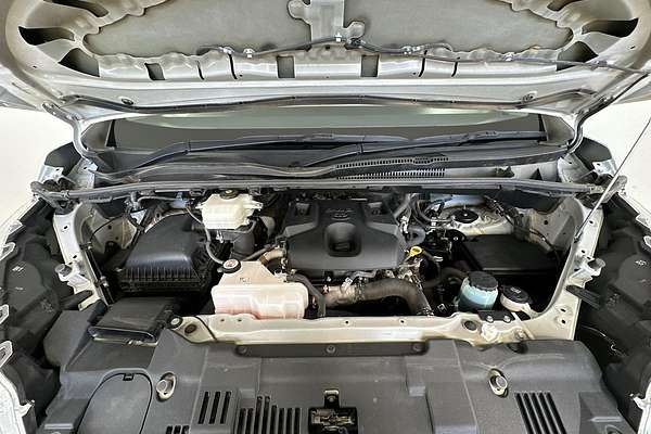 2021 Toyota Hiace GDH300R LWB