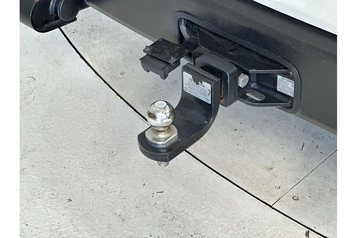 2021 Toyota Hiace GDH300R LWB