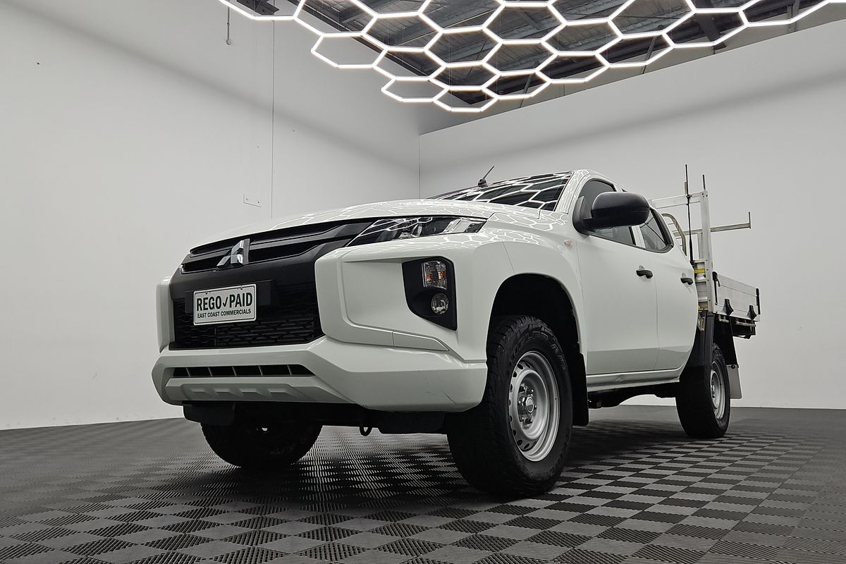 2022 Mitsubishi Triton GLX MR 4X4