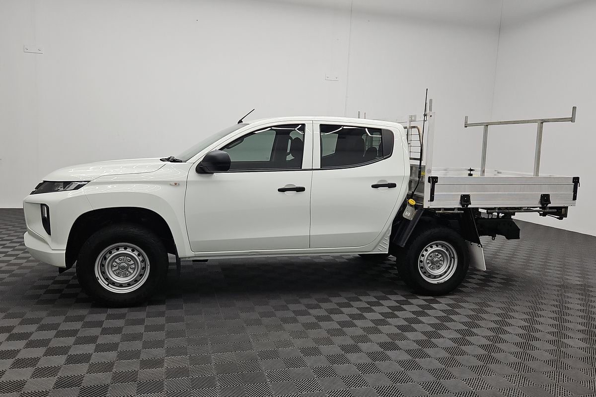 2022 Mitsubishi Triton GLX MR 4X4