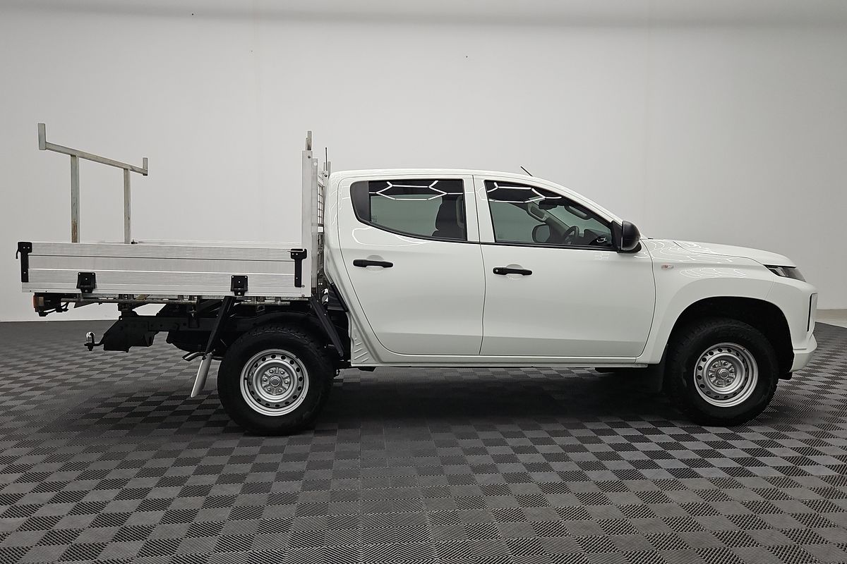 2022 Mitsubishi Triton GLX MR 4X4