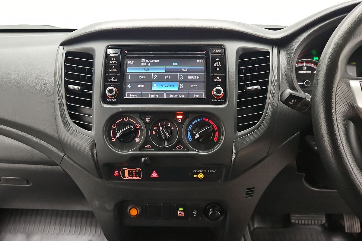 2022 Mitsubishi Triton GLX MR 4X4