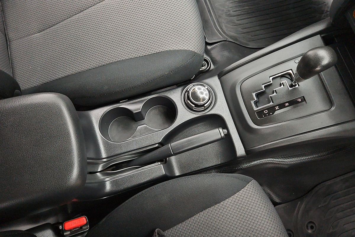 2022 Mitsubishi Triton GLX MR 4X4